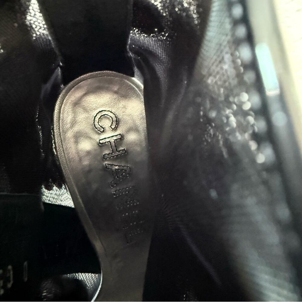CHANEL Interlocking CC Logo Boots size 39 EU Authentic - Picture 7 of 12